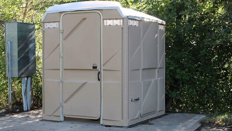 4 יתרונות בשירותים ניידים לאירועי חוץ