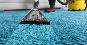 להשאיר את העבודה למומחים מדוע כדאי לתת למומחים לנקות את השטיח שלכם