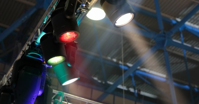 כיצד ניתן לשלב בין סוגי התאורה