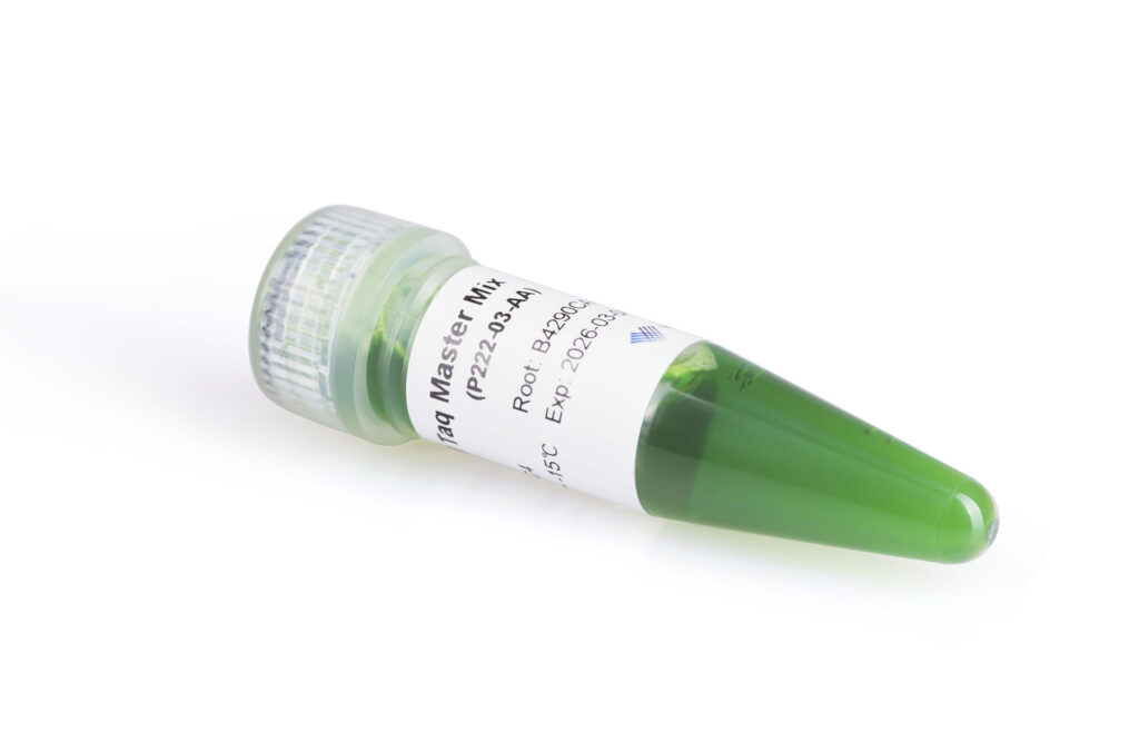 צילום תכשיר רפואי בסטודיו לצילום על רקע לבן