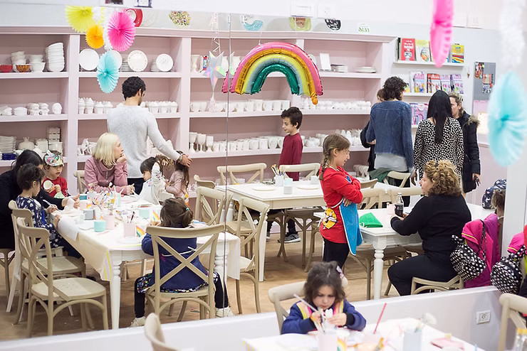 צבעו את השגרה זמן איכות זוגי כמו שמעולם לא חוויתם